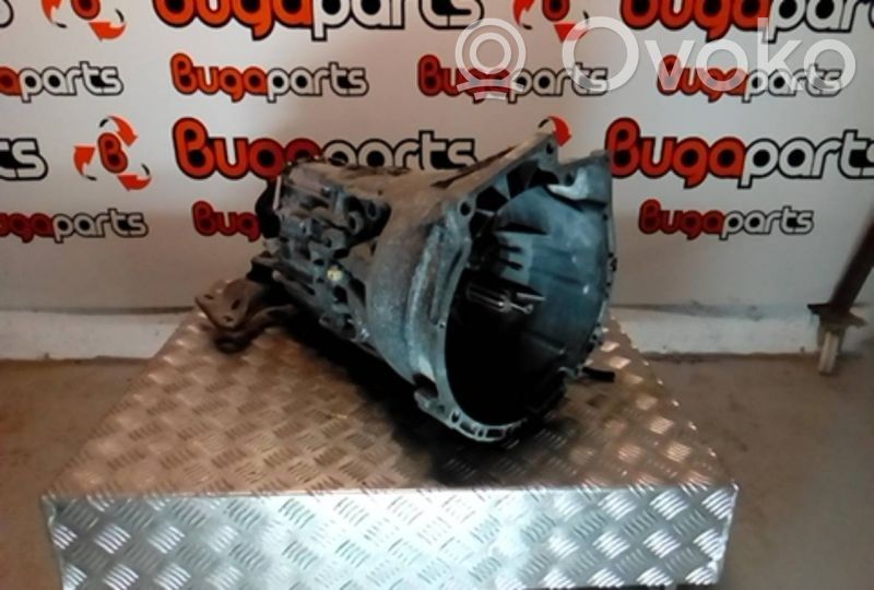 Manual 5 speed gearbox   1065401012
