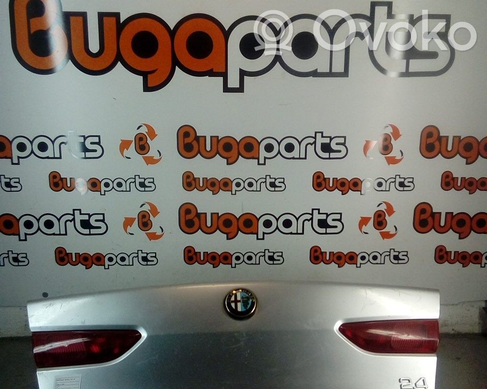 Puerta del maletero/compartimento de carga   MALA