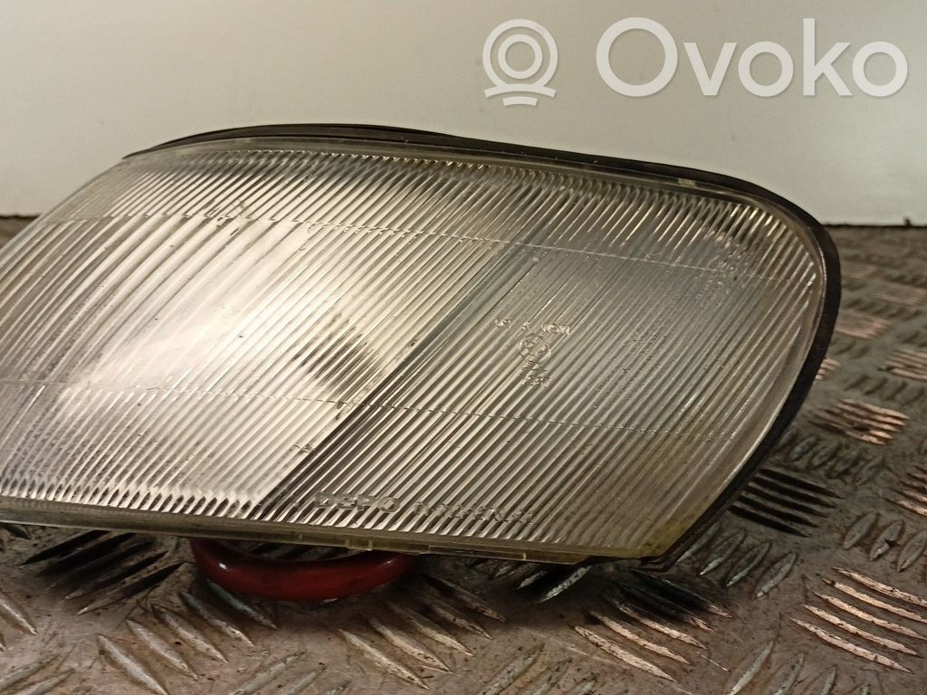 Toyota Corolla E110 Clignotant de pare-chocs avant 