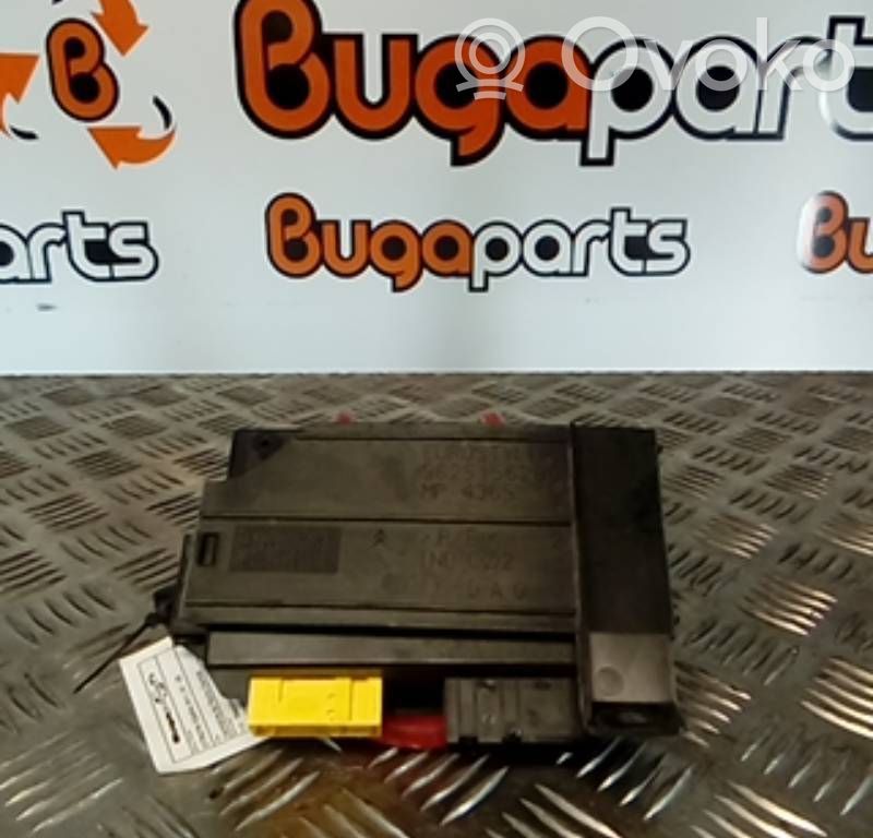 Unité de commande / module de verrouillage centralisé porte   9625822580