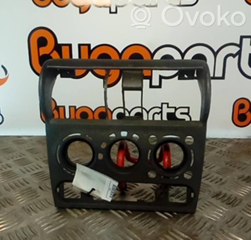 Opel Corsa B Cadre, panneau d'unité radio / GPS 