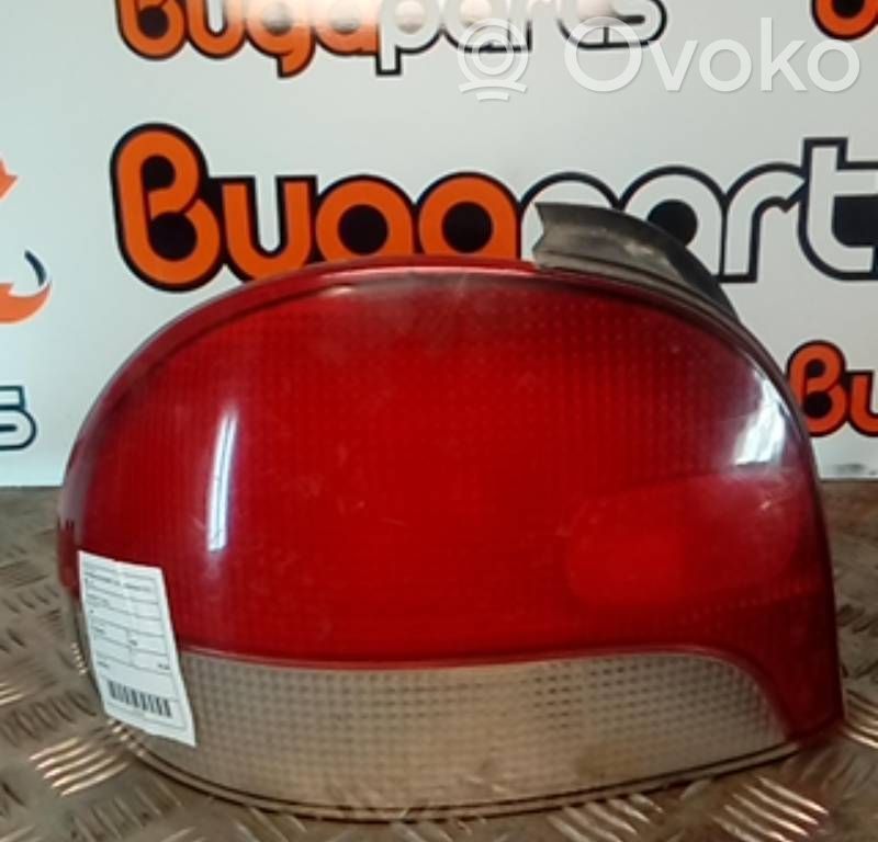 Hyundai Accent Lampă spate în capacul portbagajului 