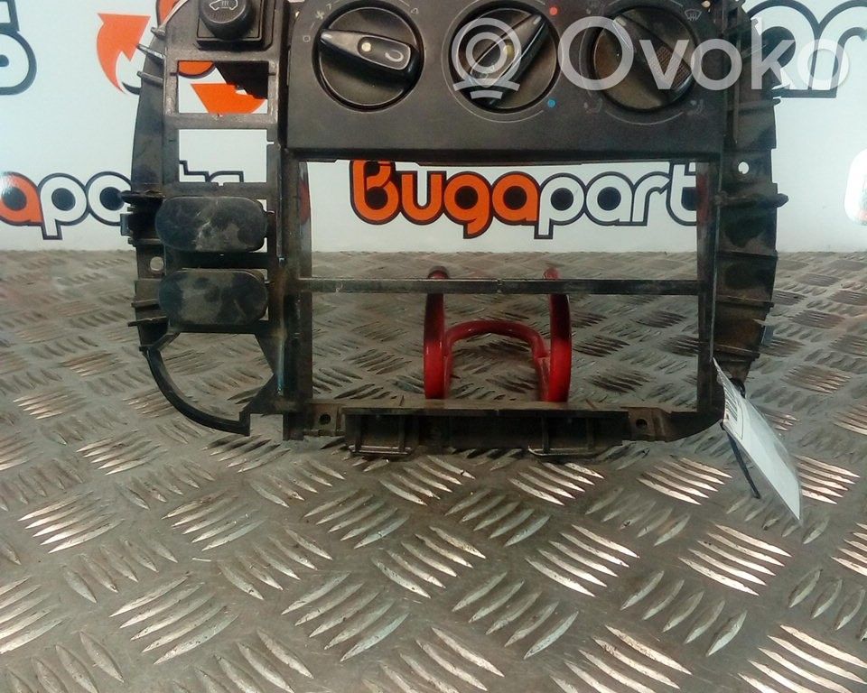 Climate control unit   7M0858089