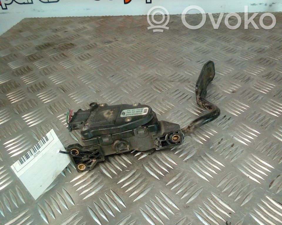 Accelerator throttle pedal   7M1721603A,98VW9F836AB