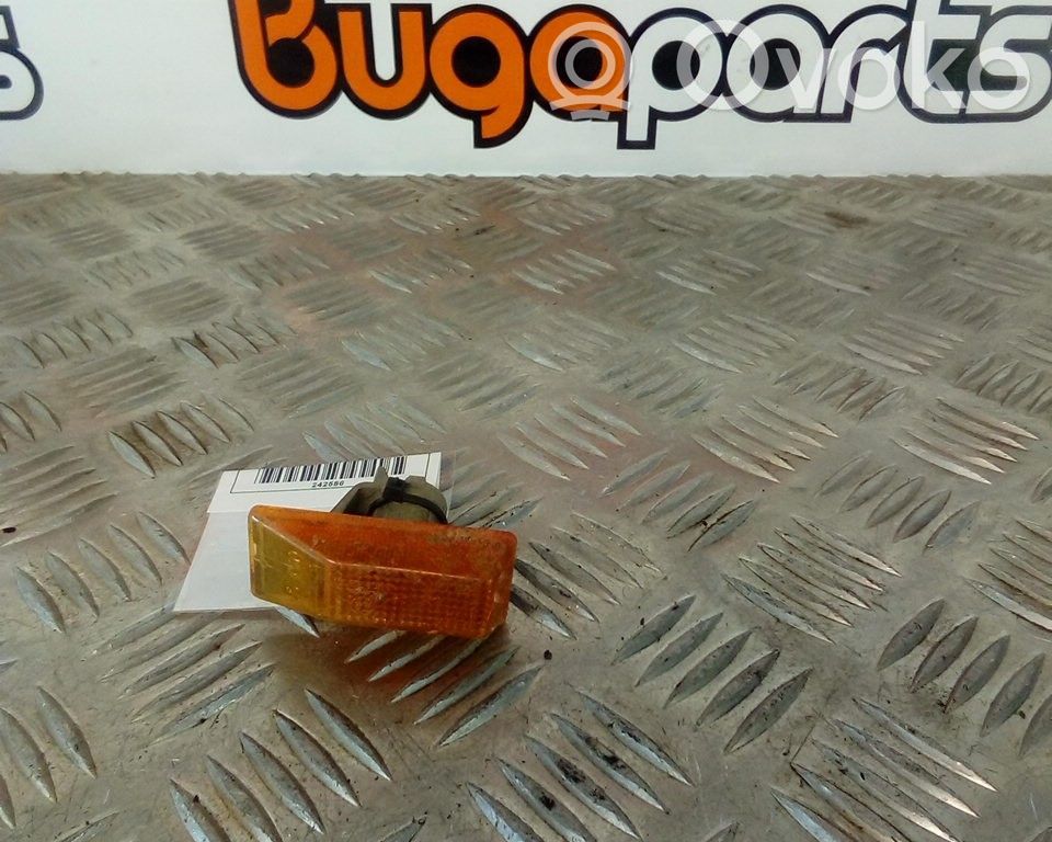 Peugeot 106 Blinker vorne Stoßstange 