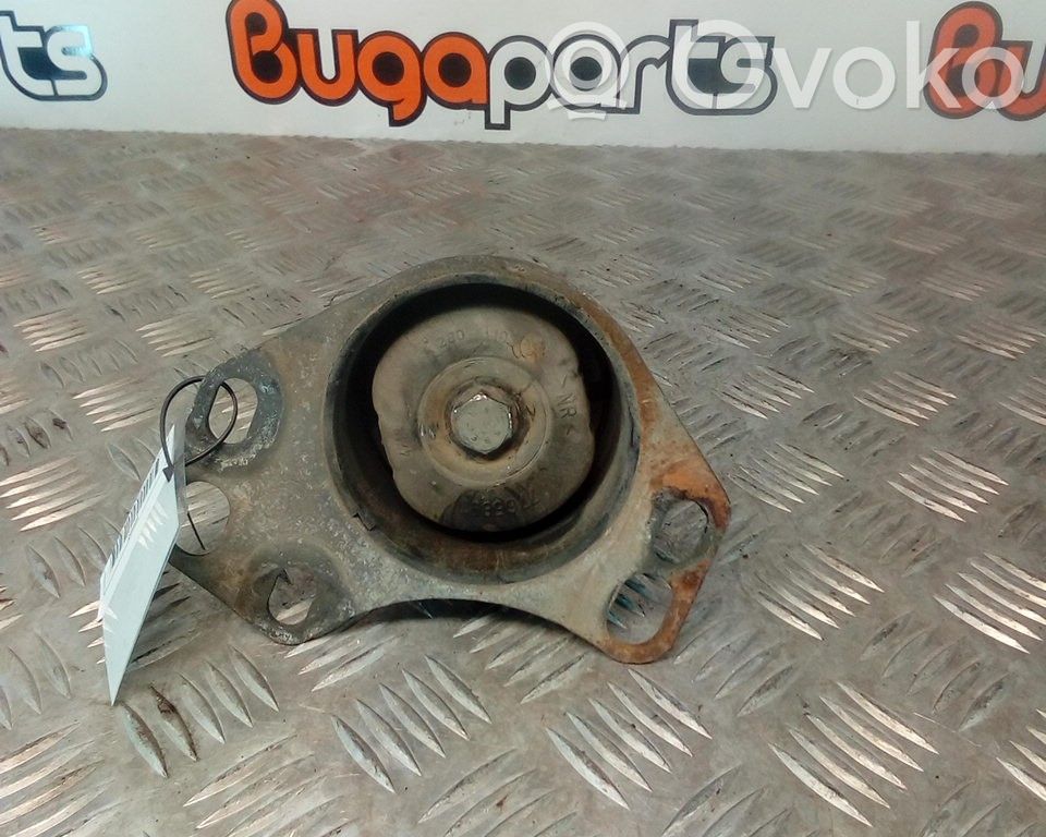 Engine mount bracket   7765891