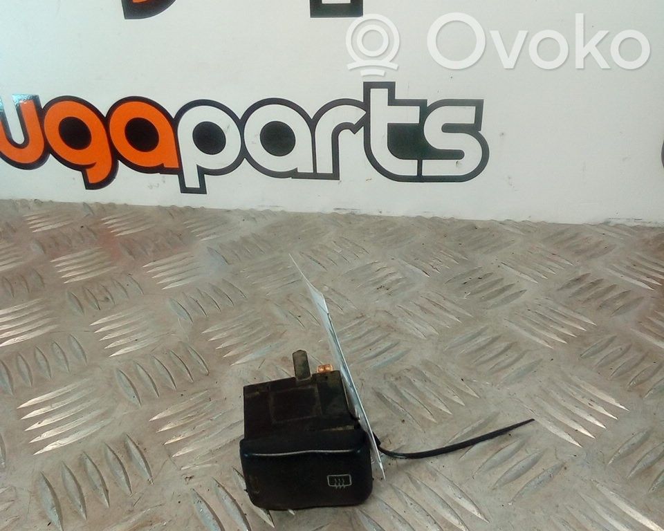 Volkswagen Polo III 6N 6N2 6NF Interruptor de la calefacción de la luna/parabrisas 