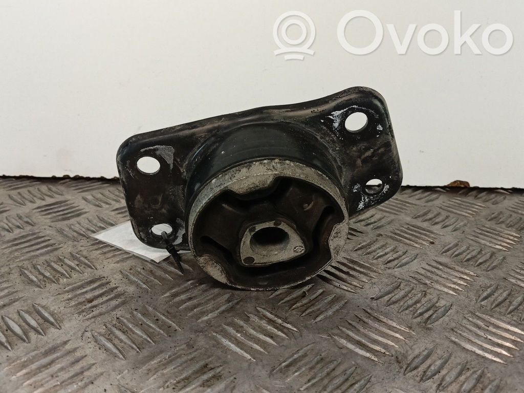 Mitsubishi Colt CZ3 Engine mount bracket 