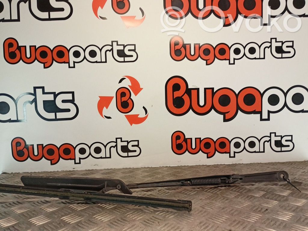 Opel Frontera B Front wiper blade arm 