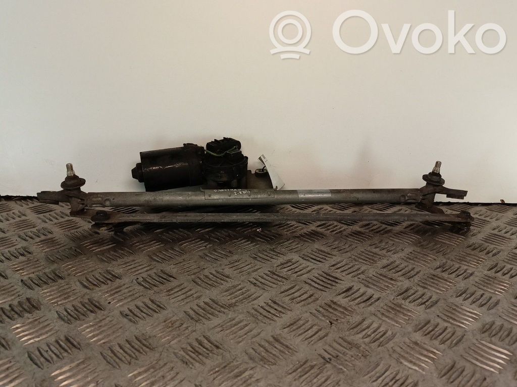 Pyyhkimen moottori   058009082,0390241142,BOSCH