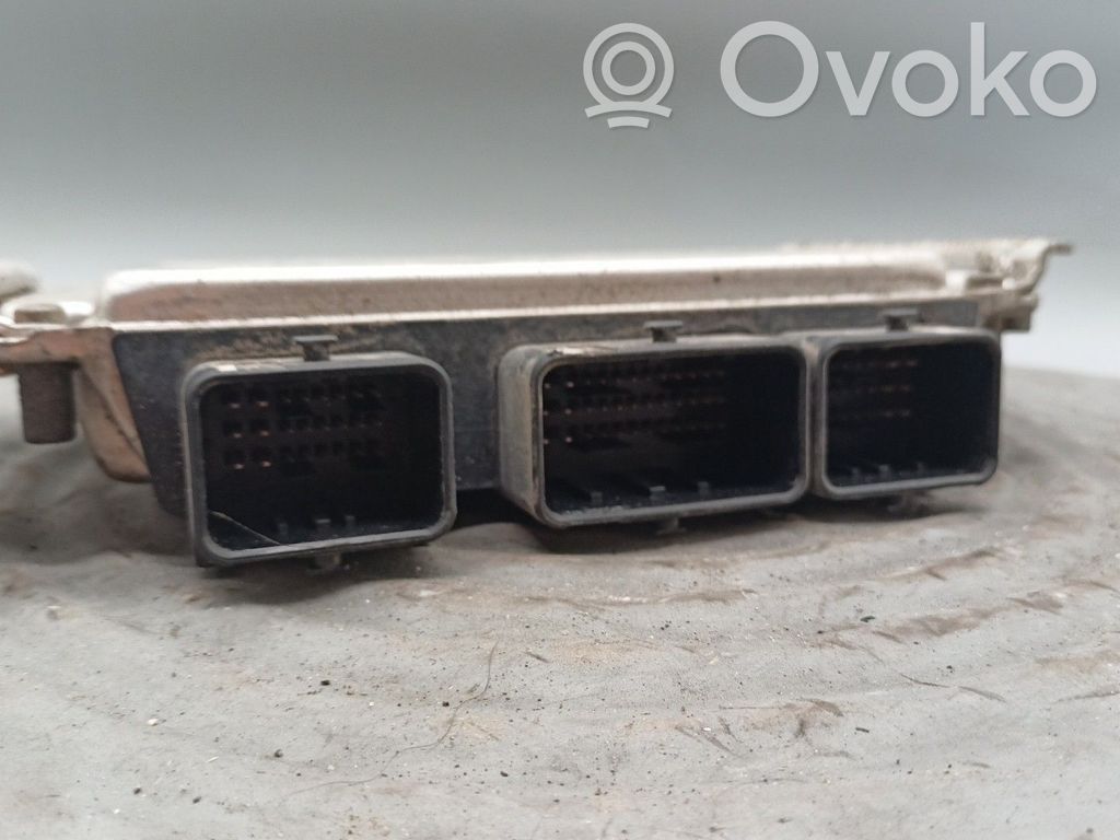 Variklio valdymo blokas   0261206246,9637838780,M74415