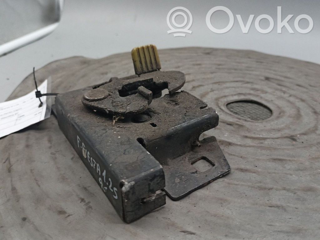 Ford Fiesta Engine bonnet/hood lock/latch loop/hook 