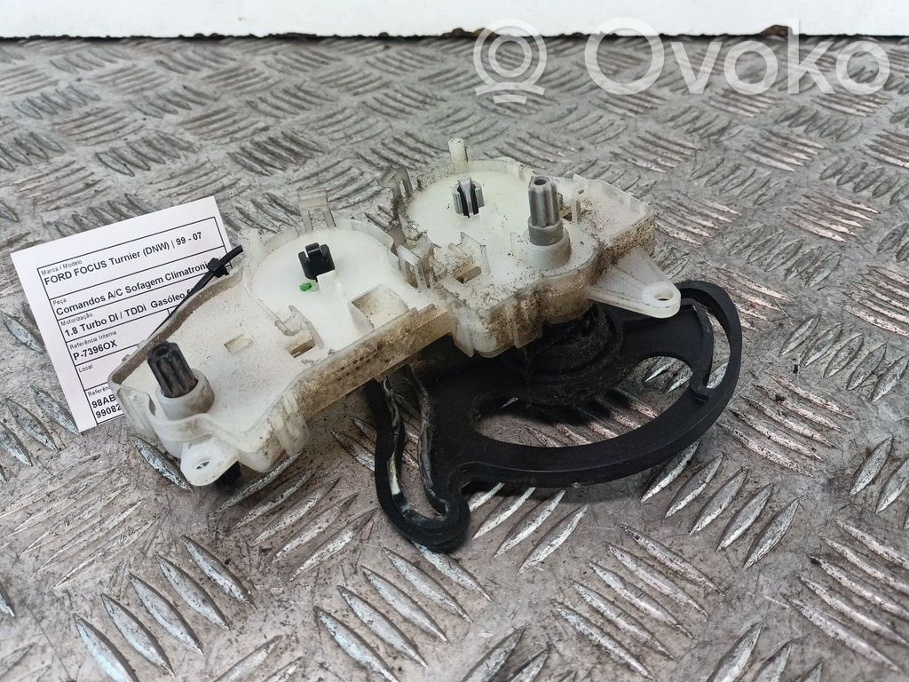 Ford Focus Gaisa kondicioniera / klimata kontroles / salona apsildes vadības bloks (salonā) 