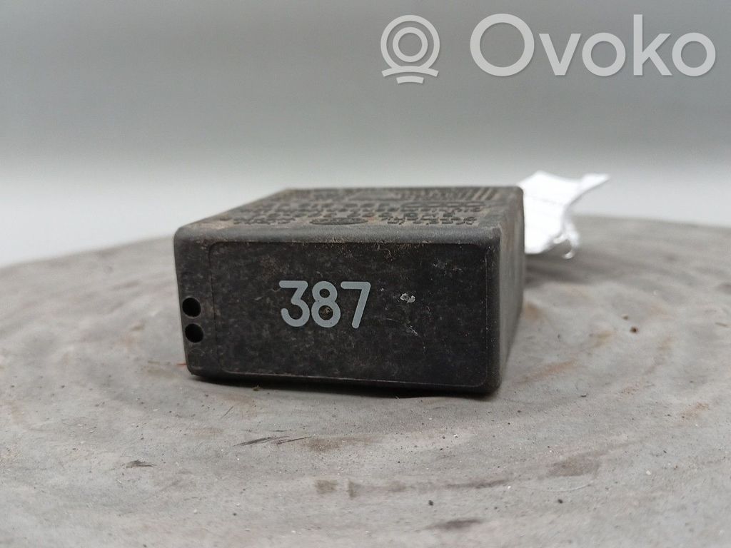 SAM valdymo blokas   4B0919471