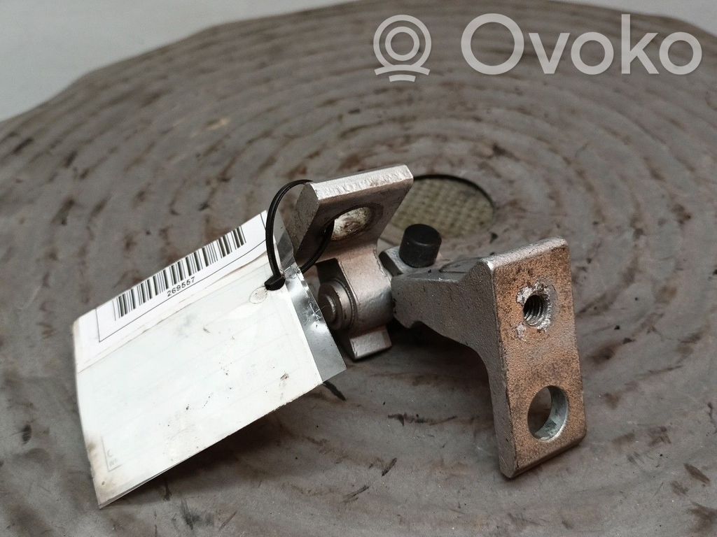 Etuoven yläsarana   8X0831404A