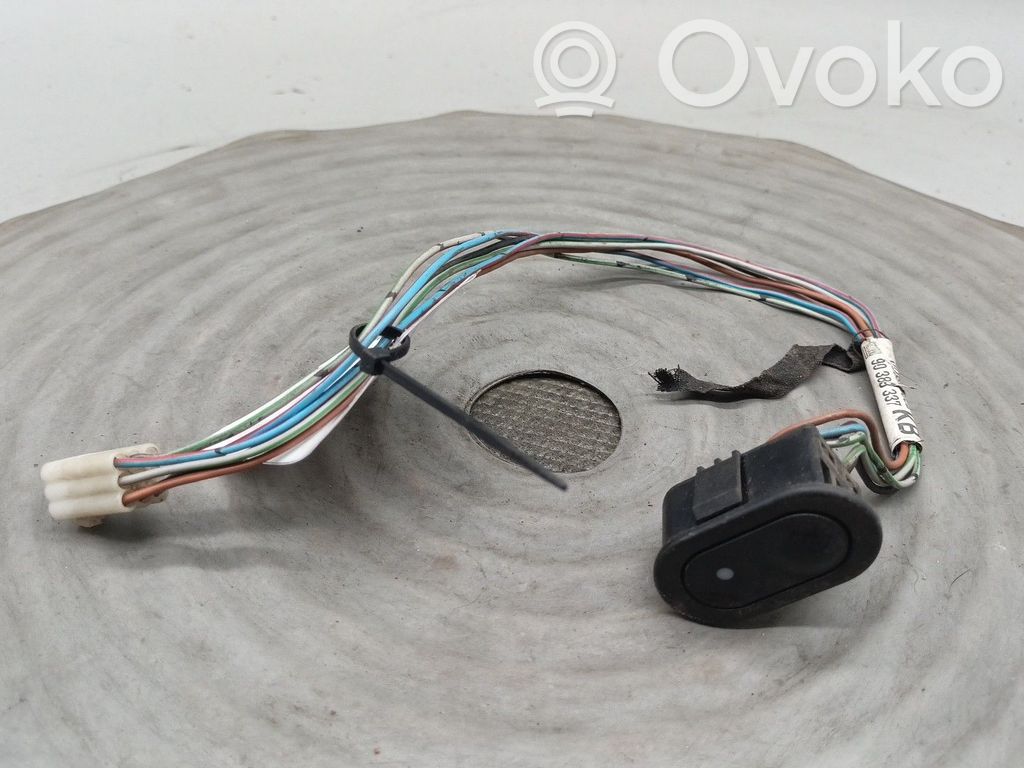 Opel Corsa B Electric window control switch 