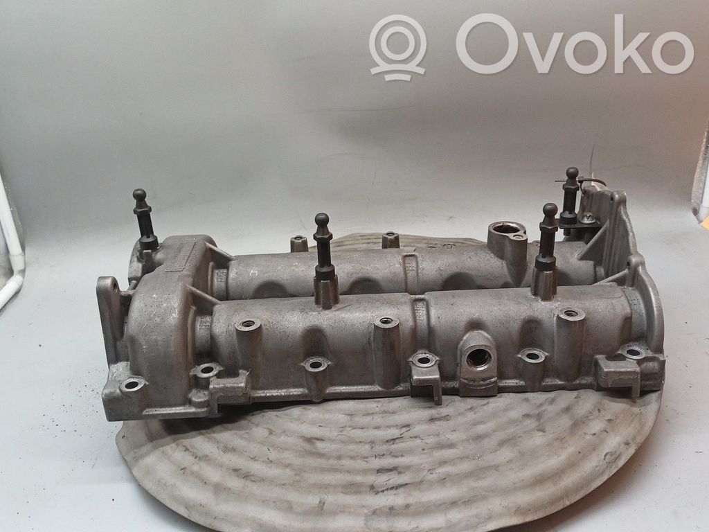 Opel Corsa D Rocker cam cover 
