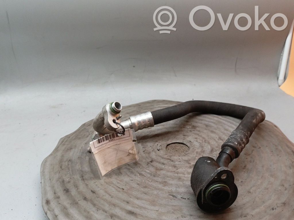 Ilmastointilaitteen putki (A/C)   A1112306756
