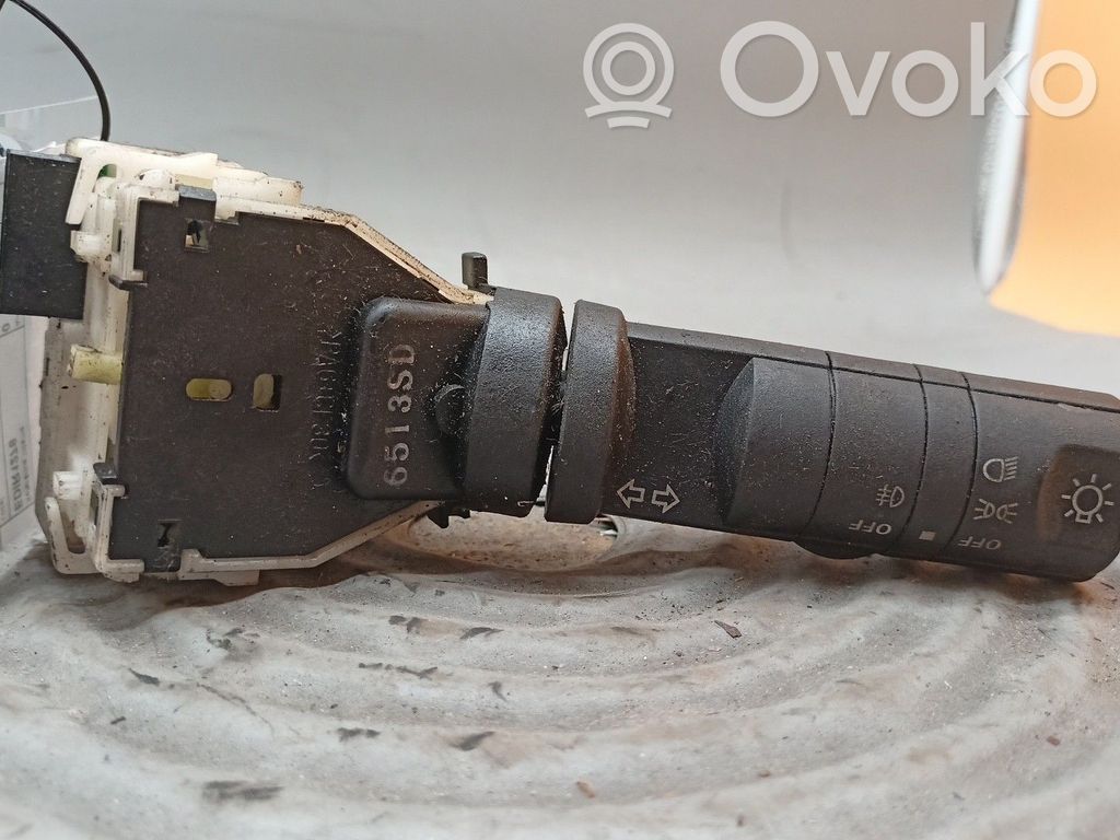 Nissan NP300 Interruptor de luz 