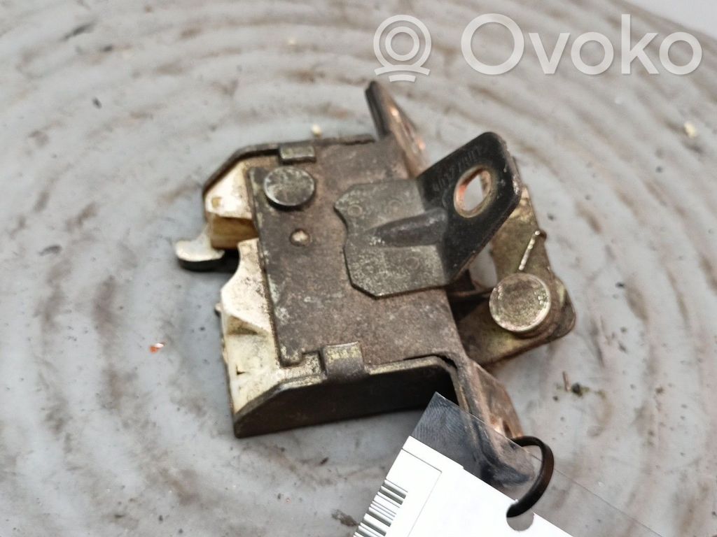 Opel Corsa A Tailgate exterior lock 