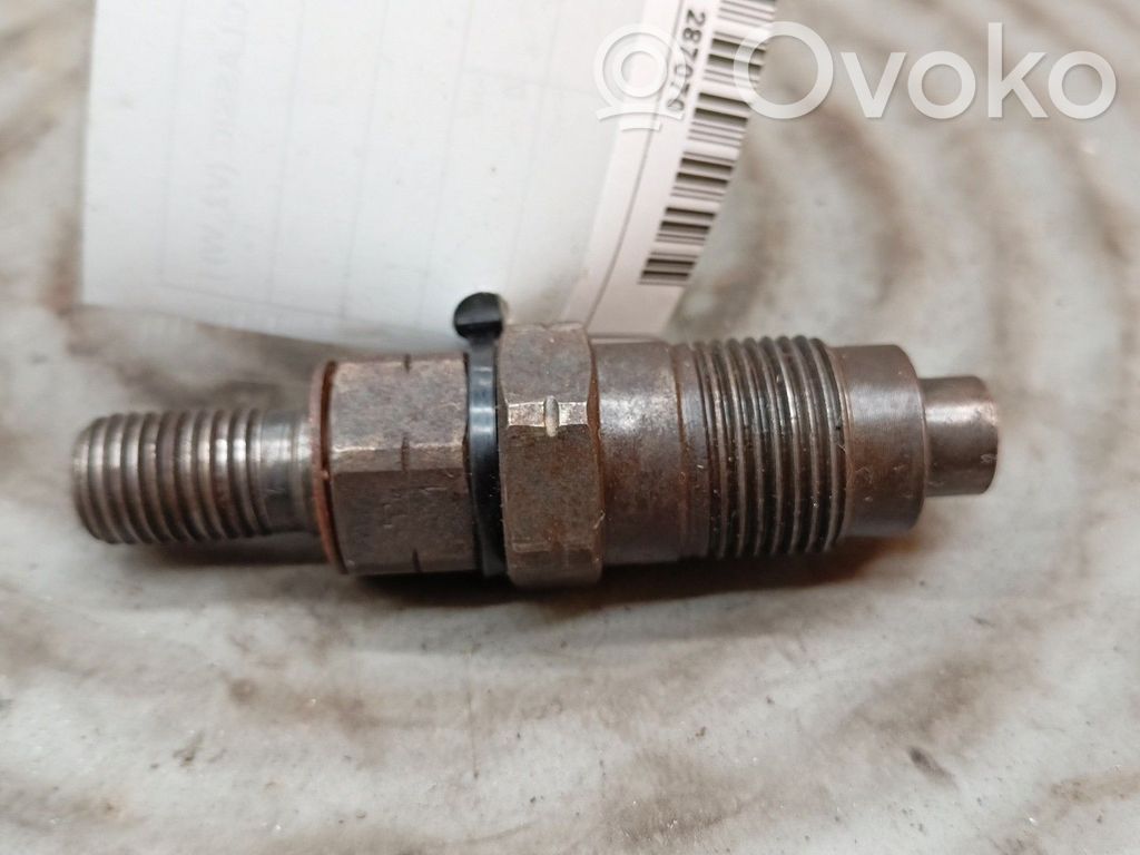Mitsubishi Pajero Inyector de combustible 