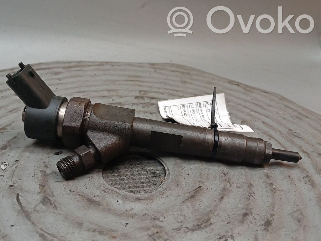 Fuel injector   8200100272,BOSCH