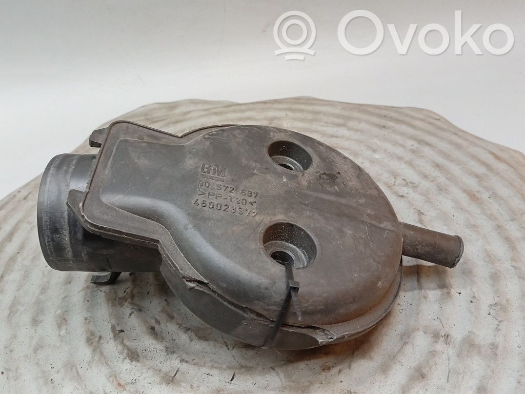 Opel Corsa C Colector de admisión 