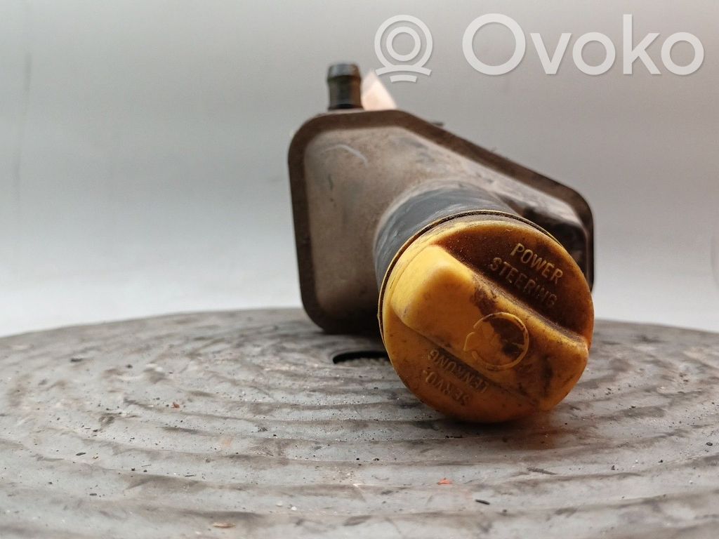 Vairo stiprintuvo skysčio bakelis   7M0422372A,95VW3E773AB