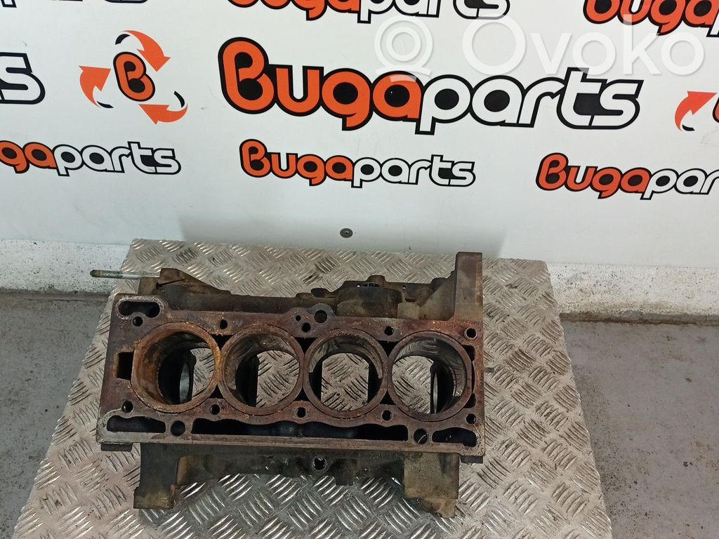 Renault Clio I Bloque de motor 