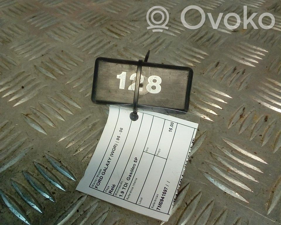 SAM блок управления   7M0941597