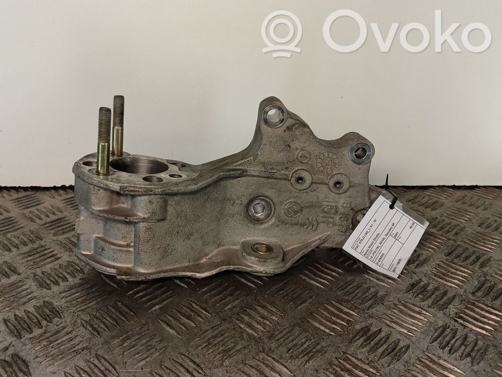 Variklio pagalvė   B017,115HP