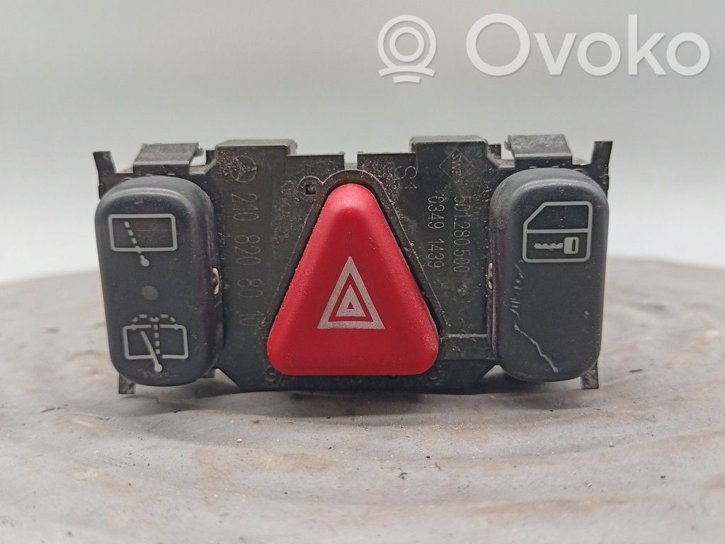 Schalter Warnblinkanlage   2108208010