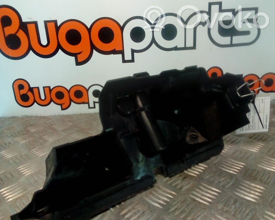 Renault Clio III Capac protecție motor 