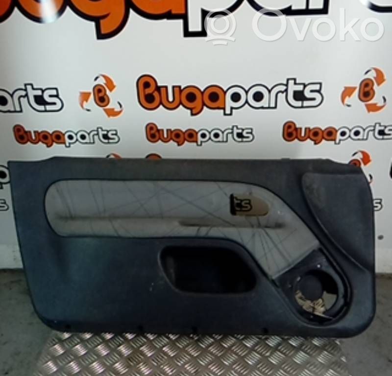 Renault Clio II Rivestimento del pannello della portiera anteriore 