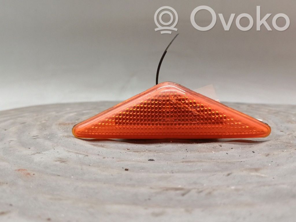 Ford Focus Blinker vorne Stoßstange 