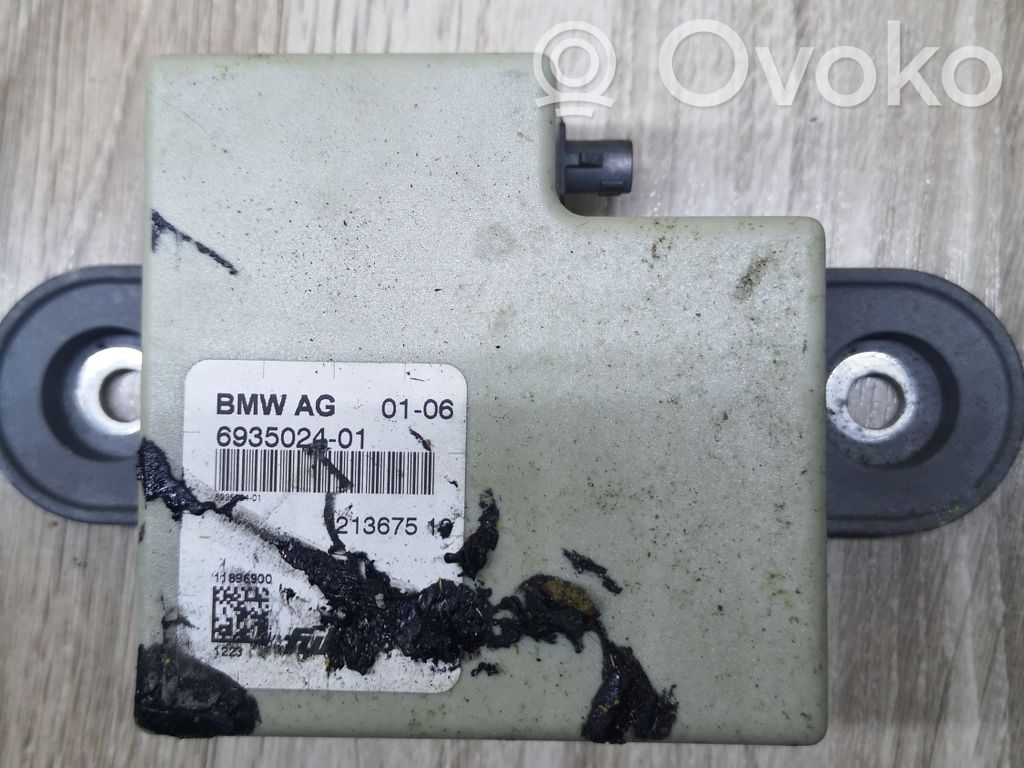 Aerial antenna amplifier   693502401