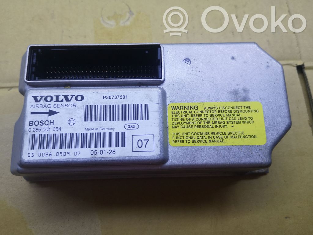 Airbag control unit/module   P30737501