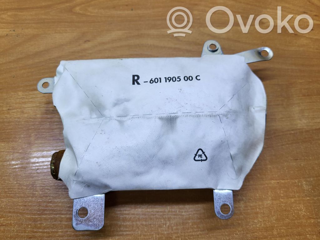 Airbag de la puerta delantera   6963022,802011