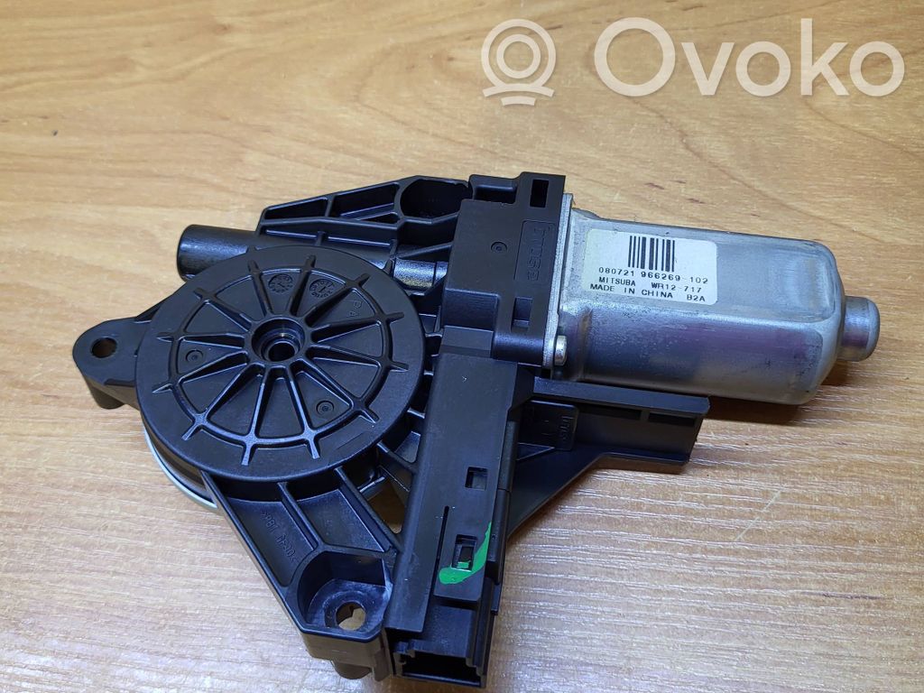 Volvo XC60 Silnik regulatora szyby drzwi przednich 