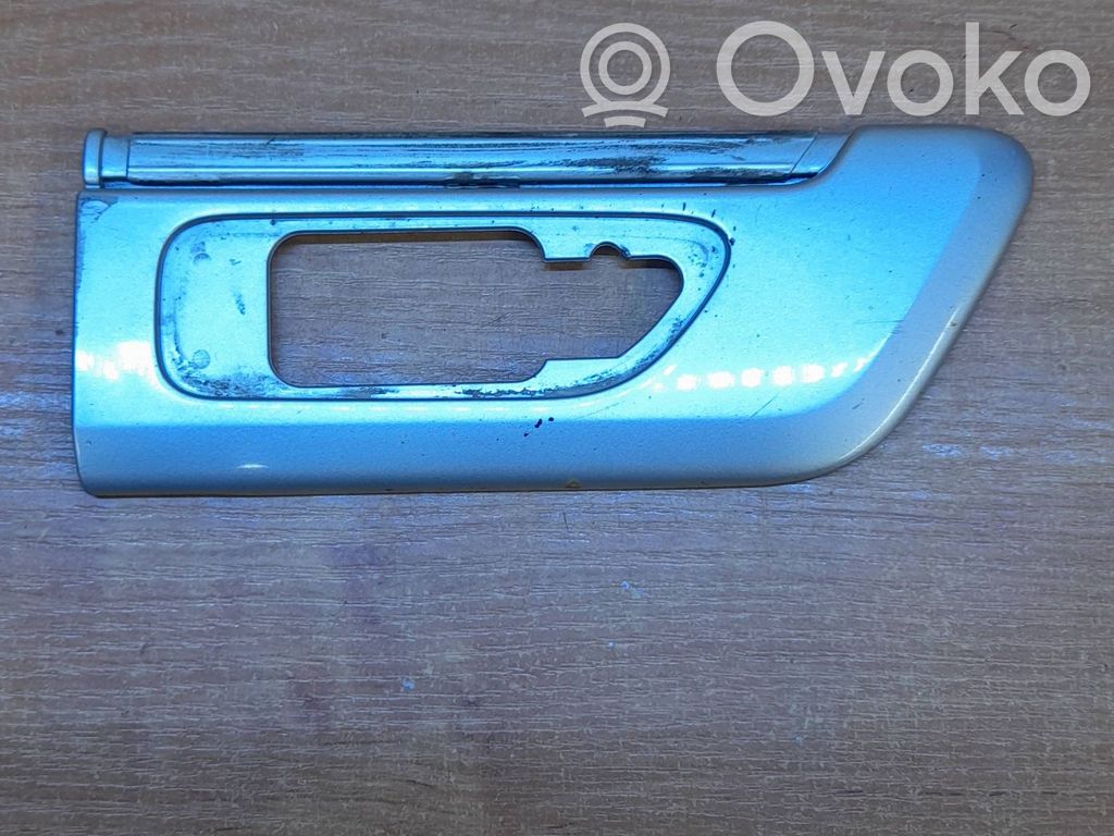 Volvo S80 Mască aripă față (turnată) 