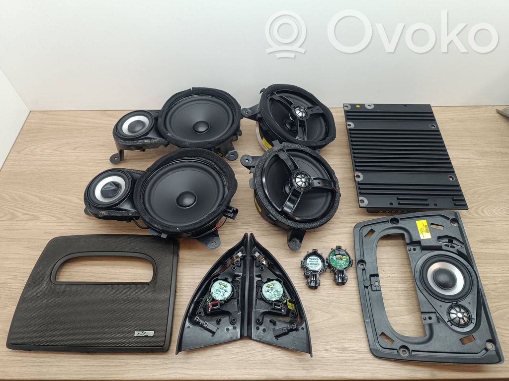 Audio system kit   31310001,8676911,31310003,8676905,8676906,8676908,8676909