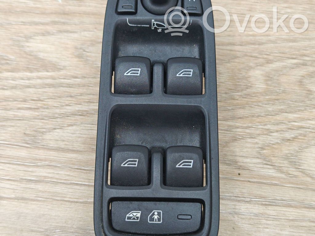Volvo XC60 Electric window control switch 