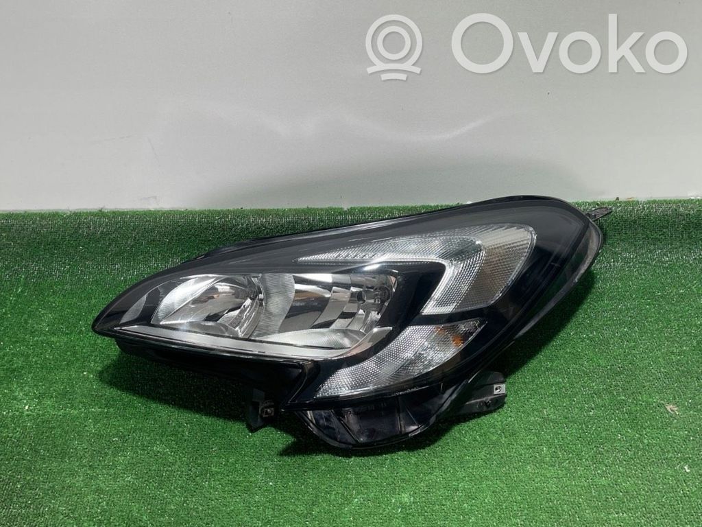 Opel Corsa E Headlight/headlamp 