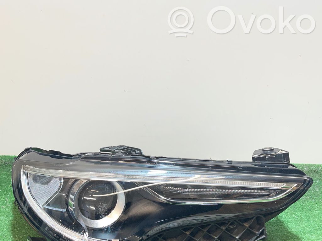 Alfa Romeo Stelvio Lampa przednia 