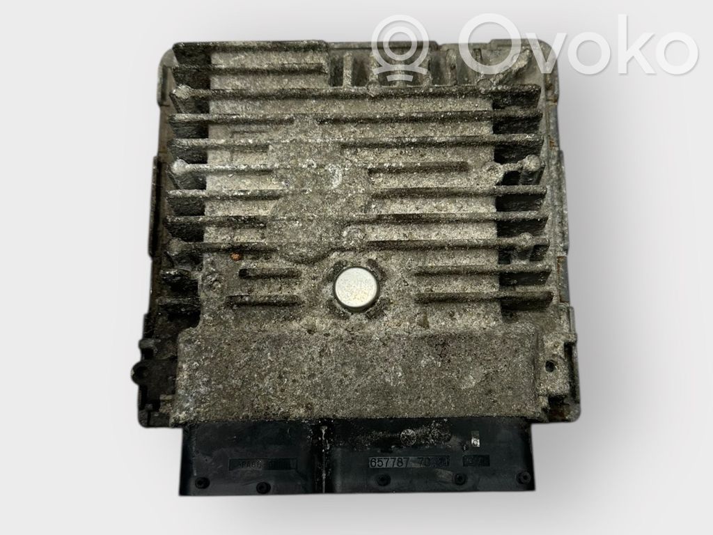 Skoda Octavia Mk2 (1Z) Engine control unit/module 