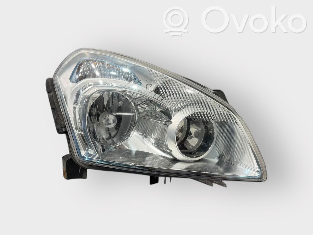 Nissan Qashqai Lampa przednia 