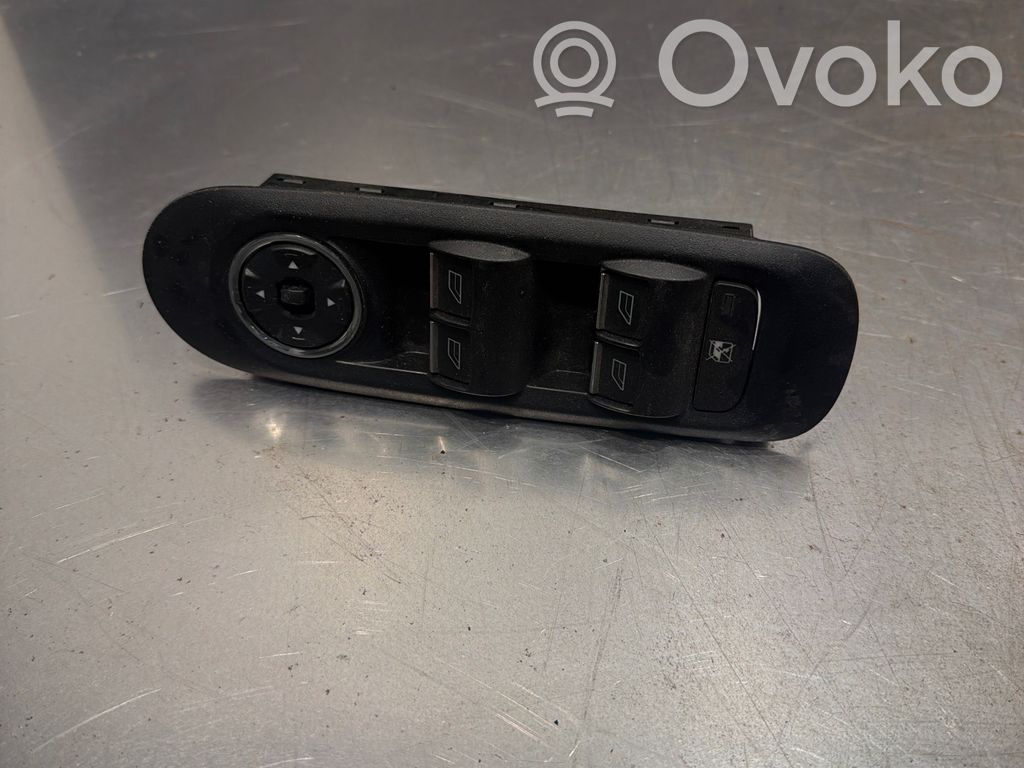 Ford Mondeo MK IV Electric window control switch 