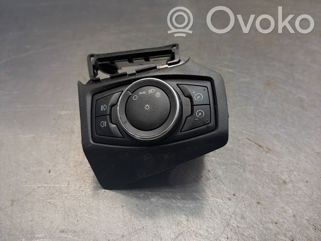 Ford Focus C-MAX Light switch 