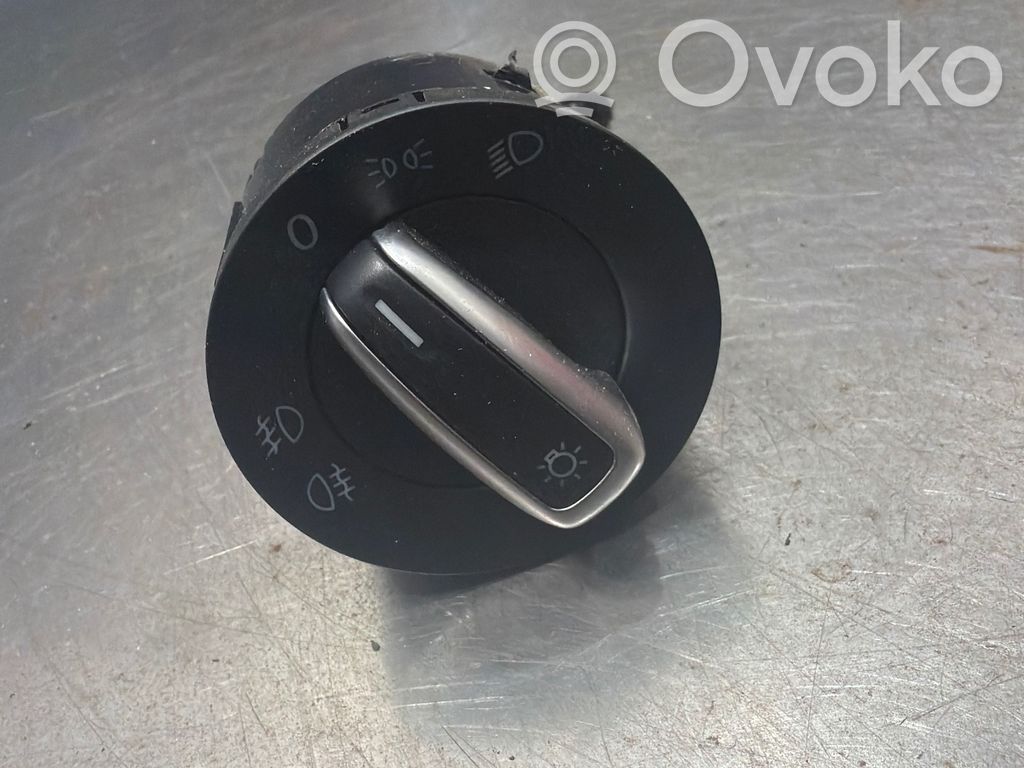 Volkswagen Golf V Interruptor de luz 