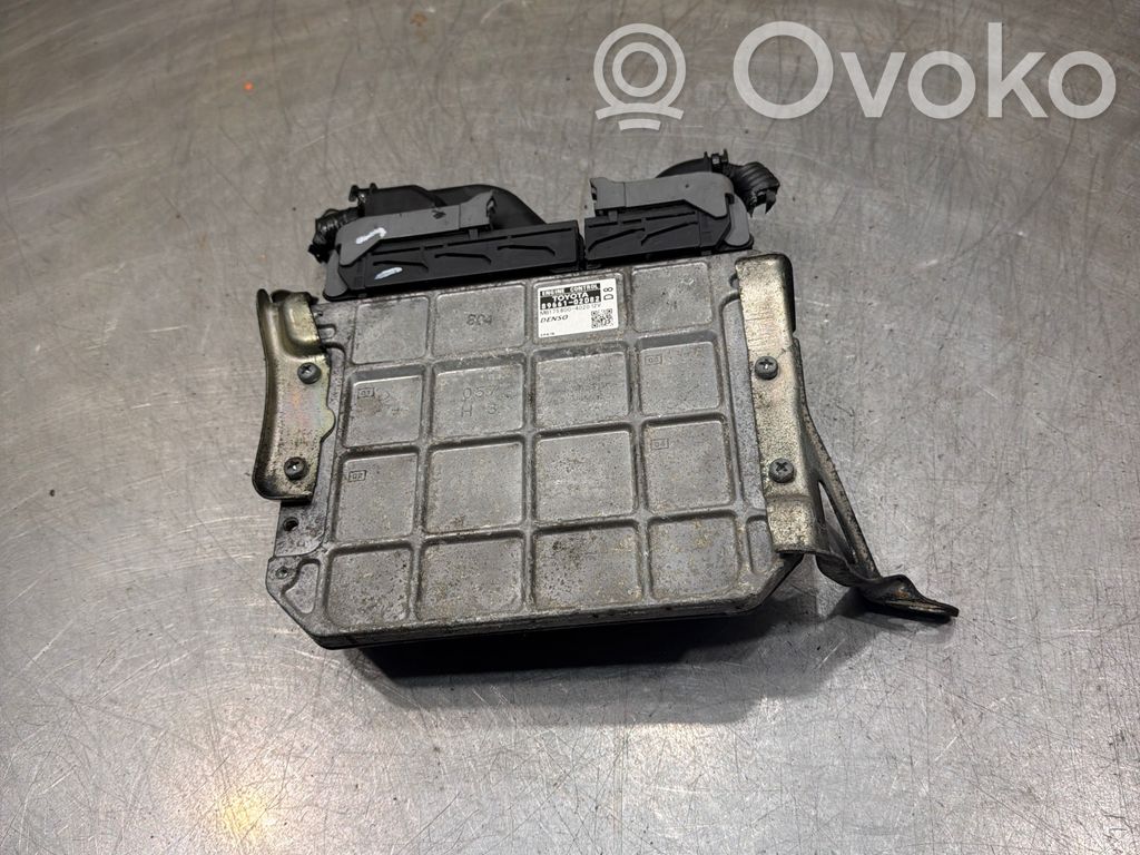 Toyota Auris 150 Engine control unit/module 
